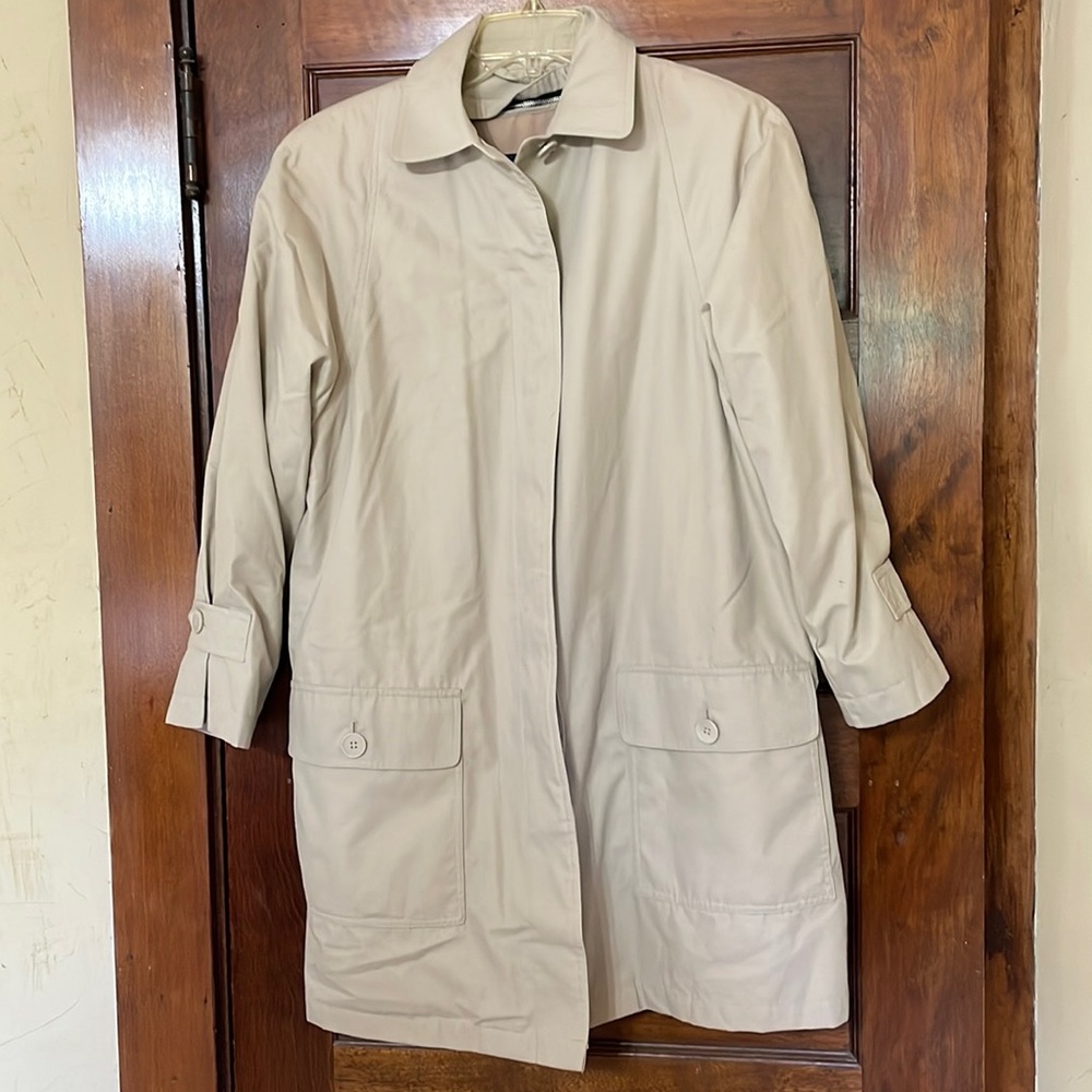 London Fog limited Edition woman’s 8 Reg top coat zippered lining super warm